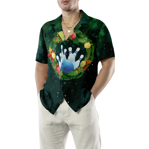 Hyperfavor Christmas Hawaiian Shirts For Men and Women, Christmas Wreath Bowling Hawaiian Shirt Button Down Shirt Short Sleeve.png