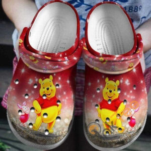 2025 Love Friend Winnie-The-Pooh Classic Clogs: Unisex Gifts for Fans!
