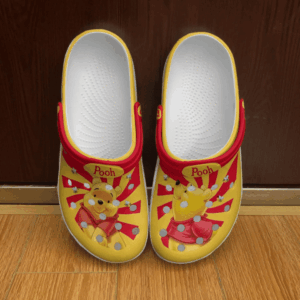 Winnie the Pooh 2 Clogs G95: Adorable and Comfortable Footwear for Kids with Classic Characters – Shop Now!