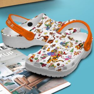 Get Festive with Funny The Tiger Movie Winnie The Pooh Christmas Classic Clogs – Perfect Holiday Footwear!
