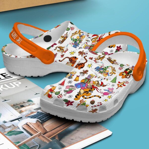 Get Festive with Funny The Tiger Movie Winnie The Pooh Christmas Classic Clogs – Perfect Holiday Footwear!