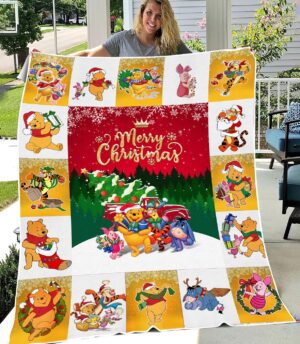 F89 DN Christmas Winnie The Pooh And Friends Christmas Winnie The Pooh