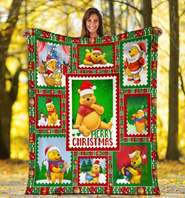 F89 DN Christmas Winnie The Pooh Merry Christmas Winnie The Pooh