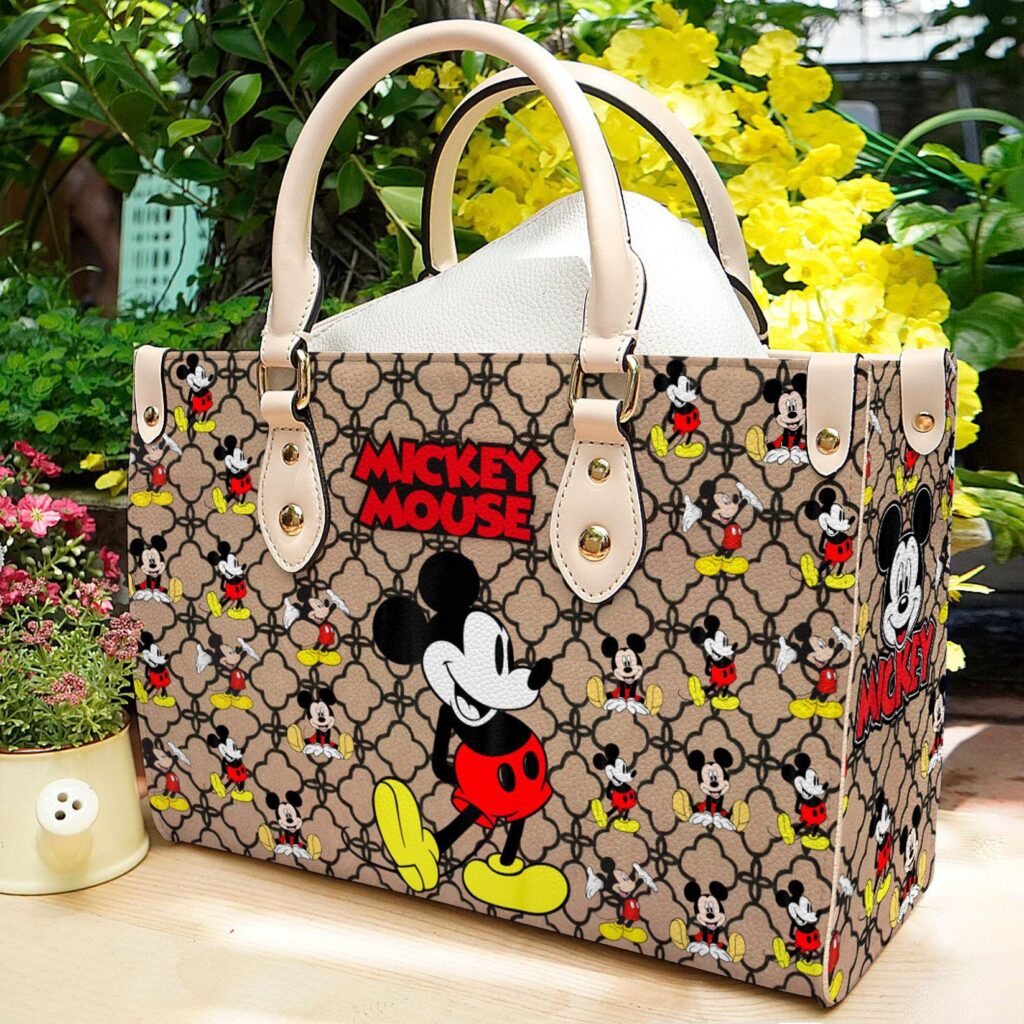 Mickey Mouse Leather Handbag: Stylish Gift for Women Mickey Mouse Leather Handbag: Stylish Gift for Women