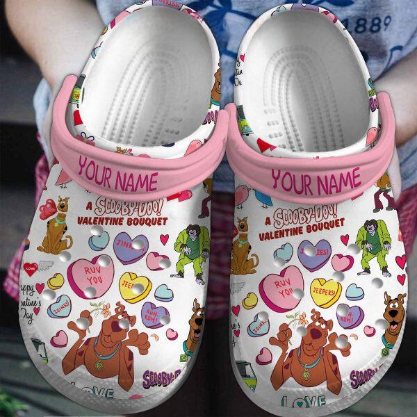 Customized Scooby Doo Valentine Bouquet Sweet Pink Clogs, Creative Valentine Gift For Couple! Customized Scooby Doo Valentine Bouquet Sweet Pink Clogs, Creative Valentine Gift For Couple!