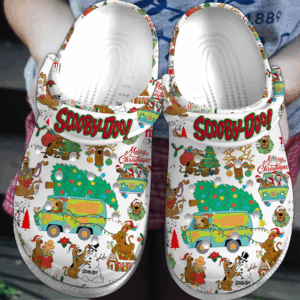 Beautiful Scooby Doo Christmas Unisex Clogs