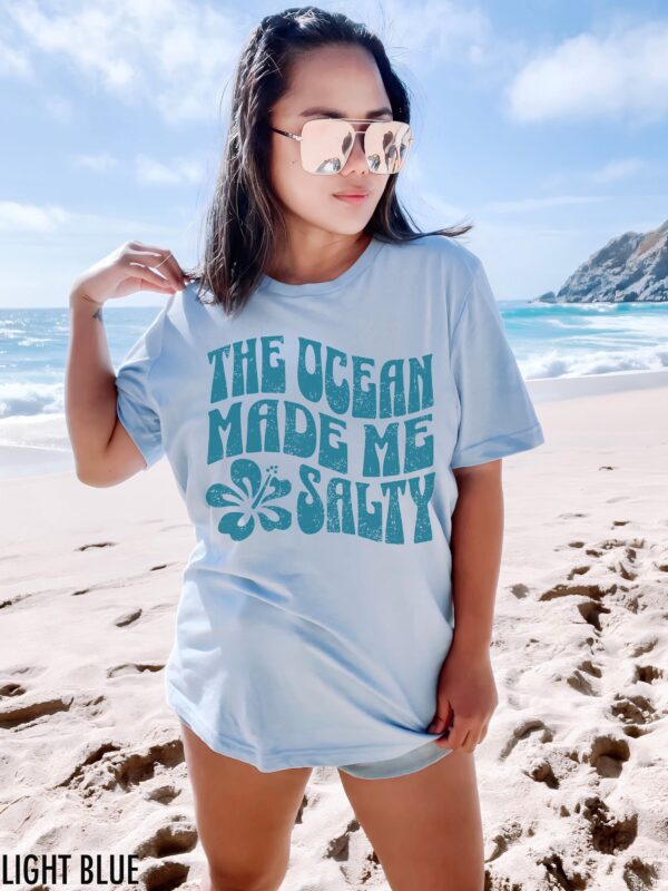 Retro Ocean Tshirt: Y2K Summer Vacation Style for Girls Trip Aesthetic