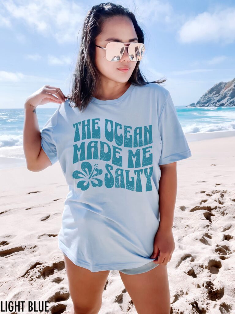 Retro Ocean Tshirt: Y2K Summer Vacation Style for Girls Trip Aesthetic