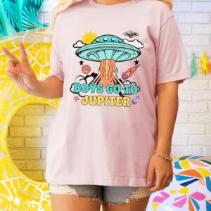Boys Go To Jupiter Graphic Tshirt: Y2K Alien Invasion Tee for 90s Teens - Preppy Spaceship & Solar System Design