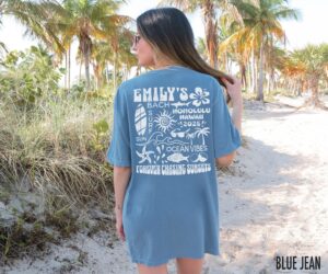 Custom Beach Bachelorette Shirts for Girls Trip - Personalized Y2K Aesthetic Tees for Beach Bach Party