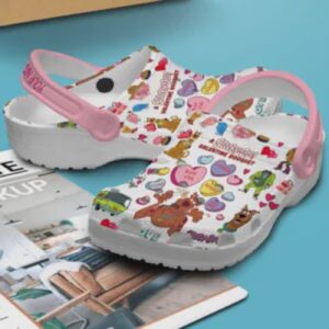 Customized  Scooby Doo Valentine Bouquet  Sweet Pink Clogs, Creative Valentine Gift For Couple!